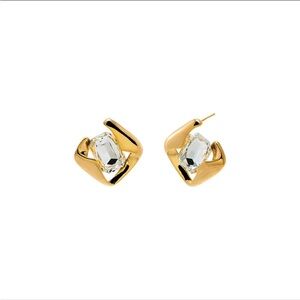 Colored Diamond Cut Stud
Earrings | Gold